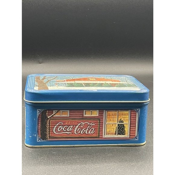 Coca-Cola Heritage Collection Hinged Grocery Store Winter Scene Collector's Tin - Picture 1 of 8